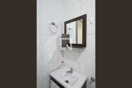 Casa à venda com 175m², 4 quartos e 3 vagasCasa 2 Banheiro