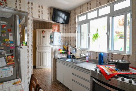 Casa à venda com 175m², 4 quartos e 3 vagasCozinha