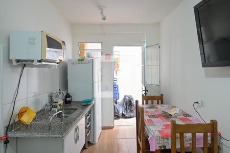 Casa à venda com 175m², 4 quartos e 3 vagasCasa 2 Sala e cozinha 