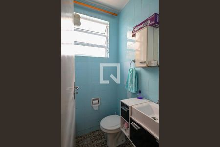 Casa à venda com 175m², 4 quartos e 3 vagasBanheiro 2