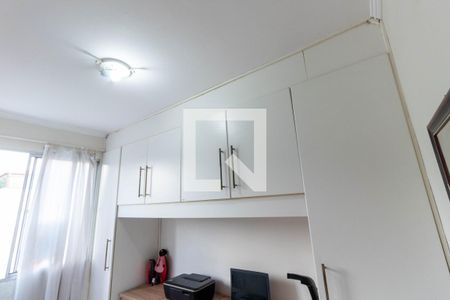 Apartamento à venda com 70m², 2 quartos e 1 vagaQuarto 2 - Armários