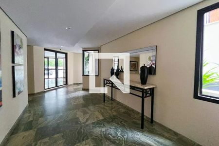 Apartamento para alugar com 100m², 2 quartos e 1 vagaHall social