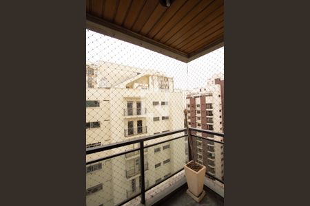 Apartamento para alugar com 100m², 2 quartos e 1 vagaSuíte 