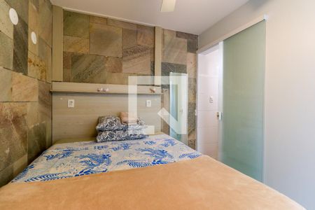 Casa à venda com 200m², 6 quartos e 2 vagas Casa à venda com 200m², 6 quartos e 2 vagasSuíte 5