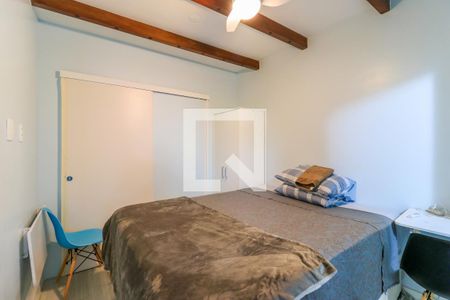 Casa à venda com 200m², 6 quartos e 2 vagas Casa à venda com 200m², 6 quartos e 2 vagasSuíte 4