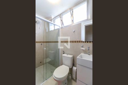 Casa à venda com 200m², 6 quartos e 2 vagas Casa à venda com 200m², 6 quartos e 2 vagasBanheiro da Suíte 6