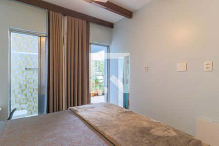 Casa à venda com 200m², 6 quartos e 2 vagas Casa à venda com 200m², 6 quartos e 2 vagasSuíte 4