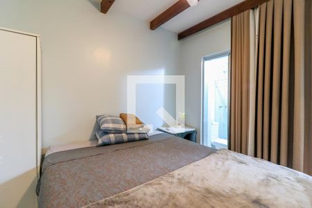 Casa à venda com 200m², 6 quartos e 2 vagas Casa à venda com 200m², 6 quartos e 2 vagasSuíte 4