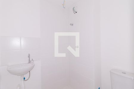 Banheiro de apartamento para alugar com 1 quarto, 18m² em Vila Moraes, São Paulo