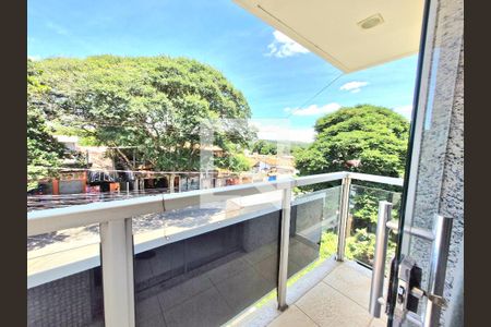 Apartamento à venda com 62m², 2 quartos e 1 vagaVaranda do quarto 2