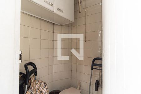 Apartamento à venda com 121m², 3 quartos e sem vagaBanheiro de Serviço