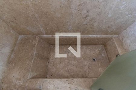 Casa para alugar com 2000m², 5 quartos e 6 vagas Casa para alugar com 2000m², 5 quartos e 6 vagasBanheiro do Quarto 1