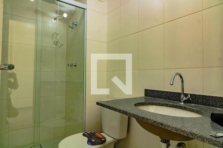 Banheiro de kitnet/studio para alugar com 0 quarto, 37m² em Vila Monte Alegre, São Paulo