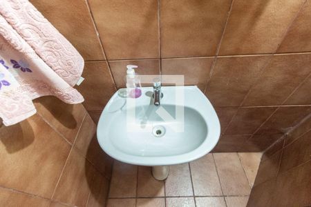 Casa à venda com 154m², 3 quartos e 1 vagaBanheiro de serviço casa 1