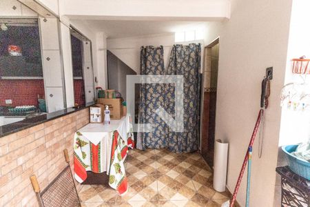 Casa à venda com 154m², 3 quartos e 1 vagaÁrea de serviço casa 1