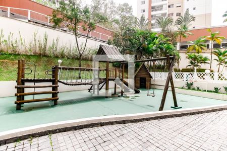Apartamento para alugar com 105m², 3 quartos e 2 vagasÁrea comum - Playground