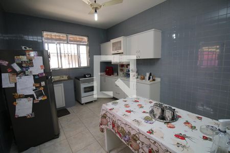 Casa à venda com 580m², 4 quartos e 2 vagasCozinha 2