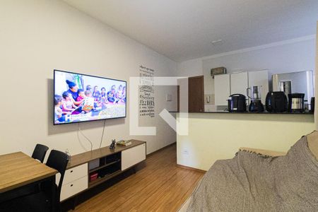 Sala e Cozinha de apartamento à venda com 2 quartos, 38m² em Vila Gustavo, São Paulo
