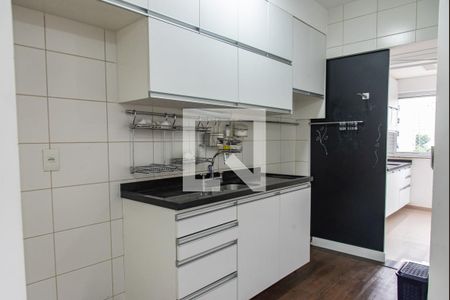 Apartamento para alugar com 65m², 2 quartos e 1 vaga Apartamento para alugar com 65m², 2 quartos e 1 vagaCozinha