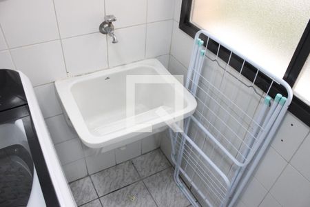 Apartamento para alugar com 74m², 2 quartos e 1 vagaÁrea de Serviço