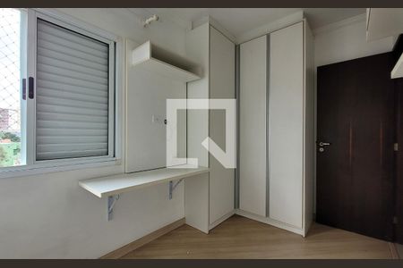 Quarto de apartamento para alugar com 3 quartos, 92m² em Vila Curuçá, Santo André
