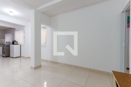Sala 3 de casa à venda com 4 quartos, 219m² em Jardim Brasil (zona Norte), São Paulo