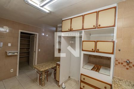 Apartamento à venda com 400m², 4 quartos e 4 vagasCozinha 