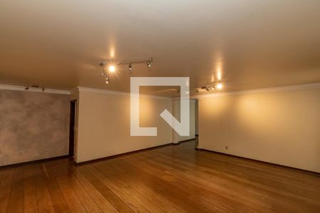 Sala de Estar  de apartamento à venda com 4 quartos, 400m² em Cambuí, Campinas