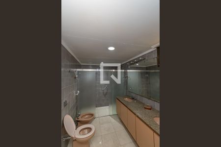 Apartamento à venda com 400m², 4 quartos e 4 vagasBanheiro da Suíte 1