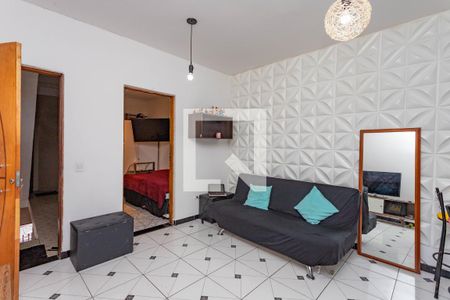 Casa 1 - sala de casa para alugar com 3 quartos, 96m² em Conceição, Diadema