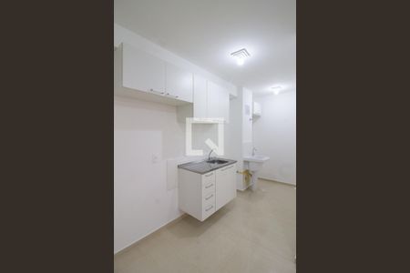 Apartamento para alugar com 36m², 2 quartos e sem vaga Apartamento para alugar com 36m², 2 quartos e sem vagaCozinha e Área de Serviço
