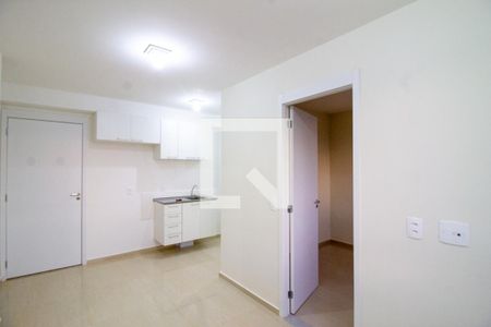 Sala de apartamento para alugar com 2 quartos, 36m² em Vila das Bandeiras, Guarulhos
