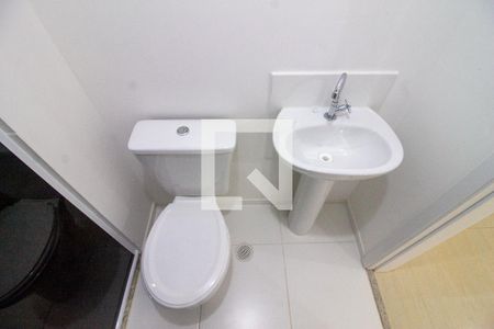 Apartamento para alugar com 36m², 2 quartos e sem vaga Apartamento para alugar com 36m², 2 quartos e sem vagaDetalhe do Banheiro