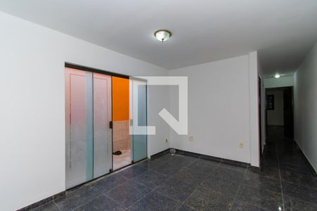 Casa para alugar com 64m², 2 quartos e 1 vagaSala