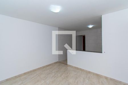 Sala de casa para alugar com 2 quartos, 55m² em Jardim Tiete, São Paulo