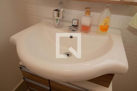 Casa à venda com 450m², 7 quartos e 2 vagas Casa à venda com 450m², 7 quartos e 2 vagasBanheiro 3