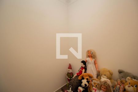 Casa à venda com 450m², 7 quartos e 2 vagas Casa à venda com 450m², 7 quartos e 2 vagasCloset 2