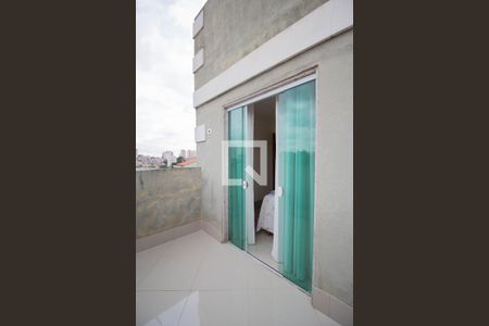 Casa à venda com 450m², 7 quartos e 2 vagas Casa à venda com 450m², 7 quartos e 2 vagasVaranda Quarto 4