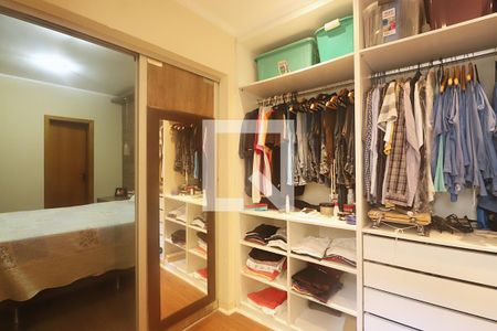 Apartamento à venda com 125m², 3 quartos e 2 vagasCloset do Quarto 2 - Suíte