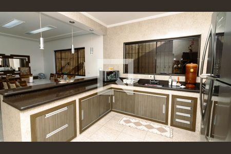 Casa à venda com 270m², 3 quartos e 2 vagasCozinha