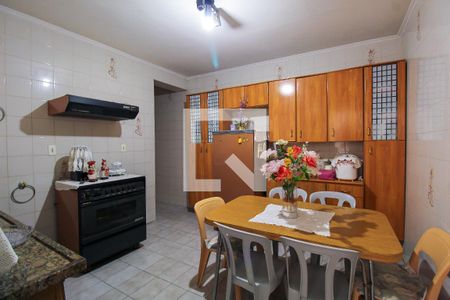 Casa à venda com 227m², 3 quartos e 3 vagasCozinha