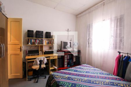 Casa à venda com 227m², 3 quartos e 3 vagasQuarto 2