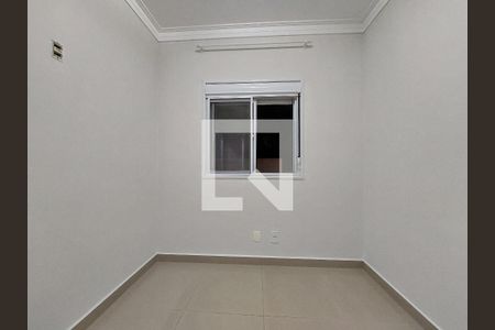 Quarto 1 de apartamento para alugar com 2 quartos, 55m² em Interlagos, São Paulo