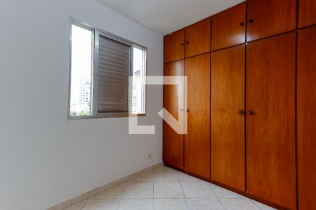 Quarto 1 de apartamento para alugar com 2 quartos, 55m² em Vila Mazzei, São Paulo