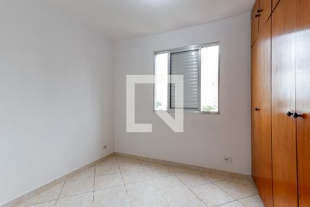 Quarto 1 de apartamento para alugar com 2 quartos, 55m² em Vila Mazzei, São Paulo