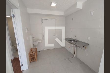 Cozinha de apartamento para alugar com 1 quarto, 31m² em Bom Retiro, São Paulo