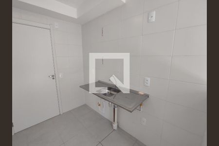 Cozinha de apartamento para alugar com 1 quarto, 31m² em Bom Retiro, São Paulo