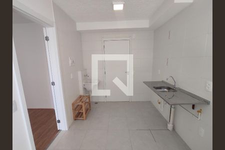 Cozinha de apartamento para alugar com 1 quarto, 31m² em Bom Retiro, São Paulo