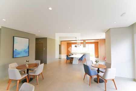 Apartamento para alugar com 39m², 2 quartos e 1 vagaÁrea comum - Salão de festas