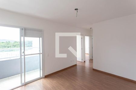 Sala de apartamento para alugar com 3 quartos, 60m² em São Gabriel, Belo Horizonte
